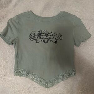 Arizona Jean Company Green Short Sleeve Tee with Lace Hem